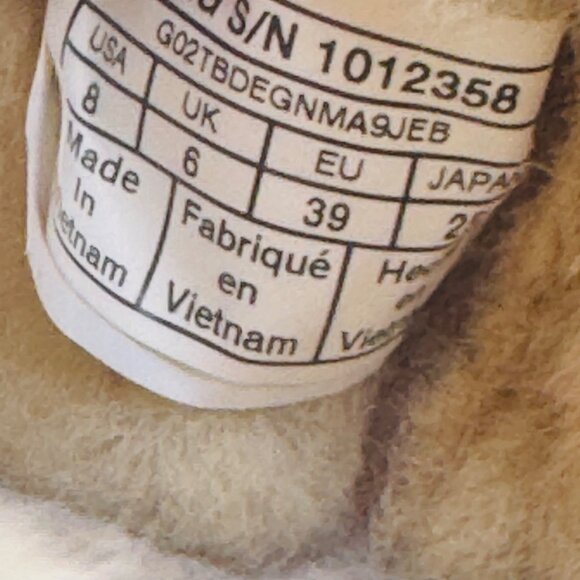 UGG MCKAY CHESTNUT Women's Size 8 SUEDE SHEARLING ANKLE BOOTS - Picture 5 of 12